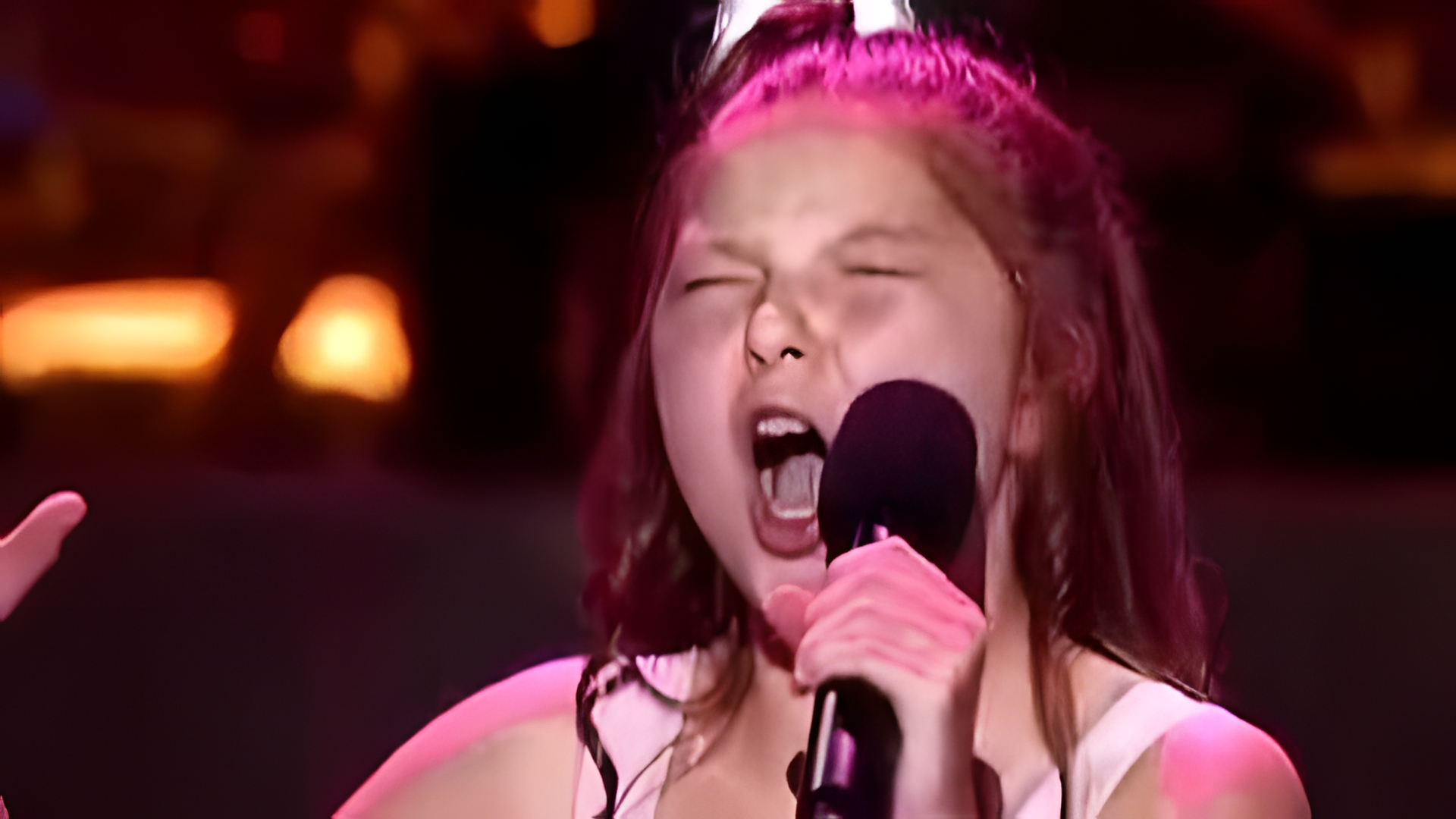 11-Year-Old Walks On Stage. What Happens Next Leaves Simon Cowell Completely Speechless!