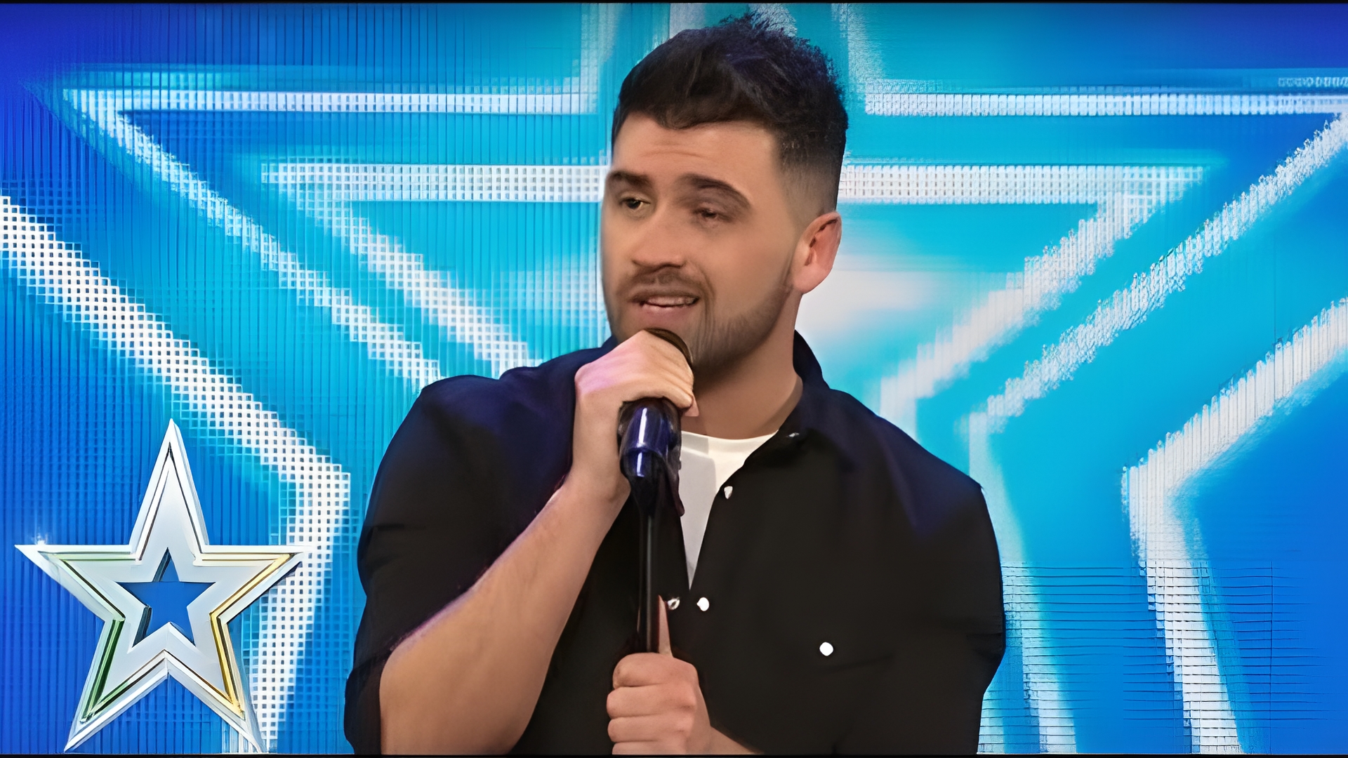 He Stepped on Stage as a Modest Hairdresser, Then the Unthinkable Happened